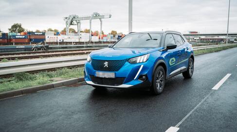 Peugeot e-2008