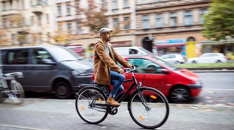 Parkst du noch oder lebst du schon? - Mehr Flächengerechtigkeit in der Mobilität