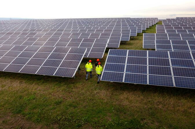 Mitarbeiter Solarpark | © Pfalzwerke