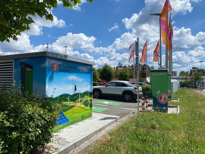 Pfalzwerke, Ladepark, Hornbach, Elektromobilität, Ladeinfrastruktur, Standortpartner