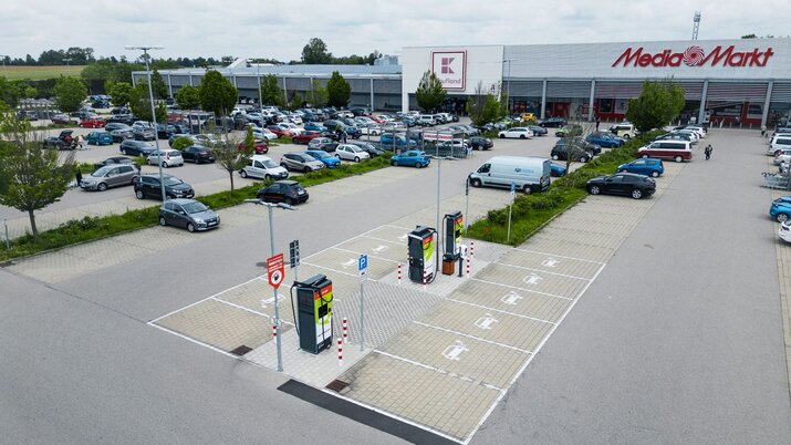 Ladeinfrastruktur, Fachmarktzentrum, E-Mobilitaet, Standortpartner
