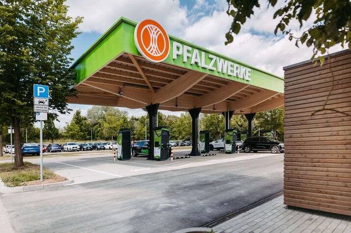 Deutschlandnetz, Pfalzwerke, Göppingen, Laden, E-Mobilität, E-Auto laden