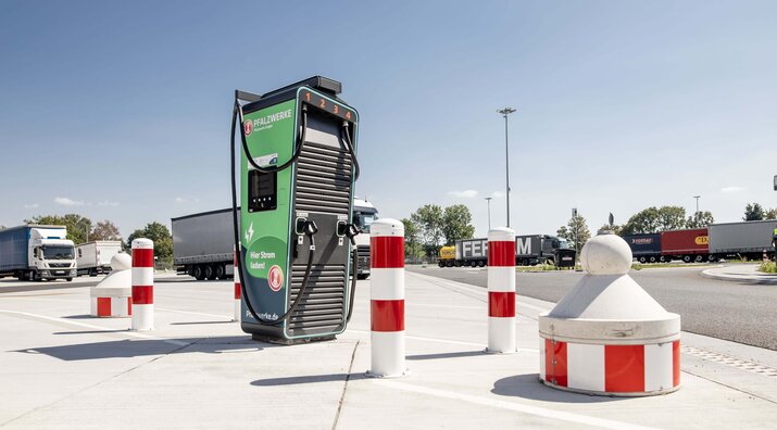 Ladepark, e-nutzfahrzeug, Elektro-Nutzfahrzeuge, emobilitaet, E-LKW, Laden von eLkw