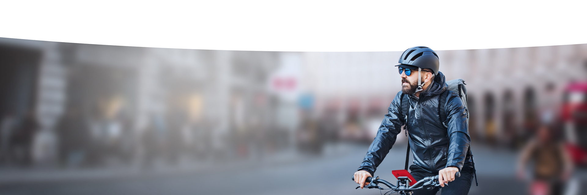 Mann beim Fahrrad fahren