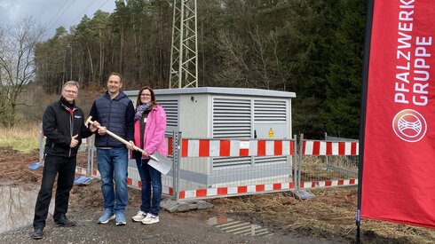 Elektromobilität für alle Fahrzeugklassen: Spatenstich für Hybrid-Schnellladepark der Pfalzwerke am Ständenhof in Ruppertsweiler | © @ Pfalzwerke