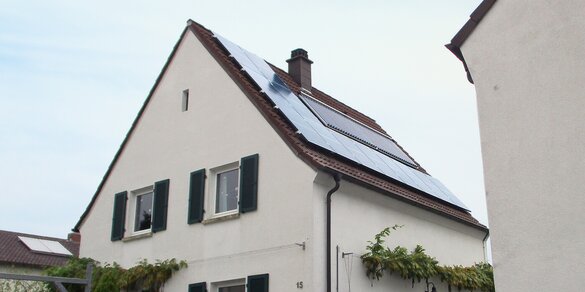 Solaranlage Schifferstadt Außenansicht - Haus mit Photovoltaikanlage